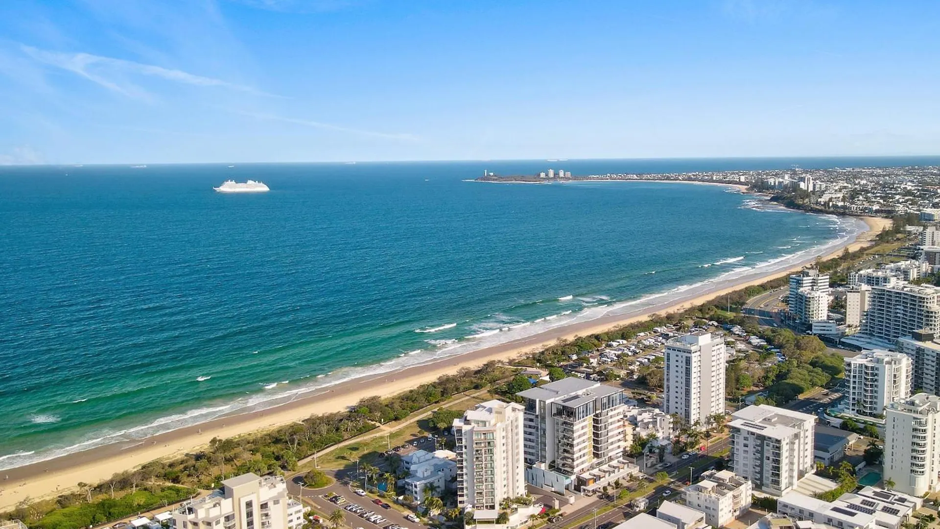 Maroochydore Beachfront Apartment